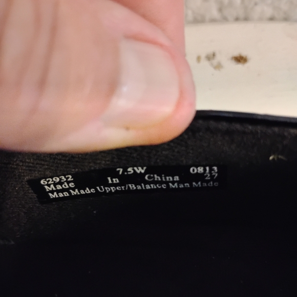 Clarks Bendables Women's Slip Ons- 7.5W - Picture 6 of 8